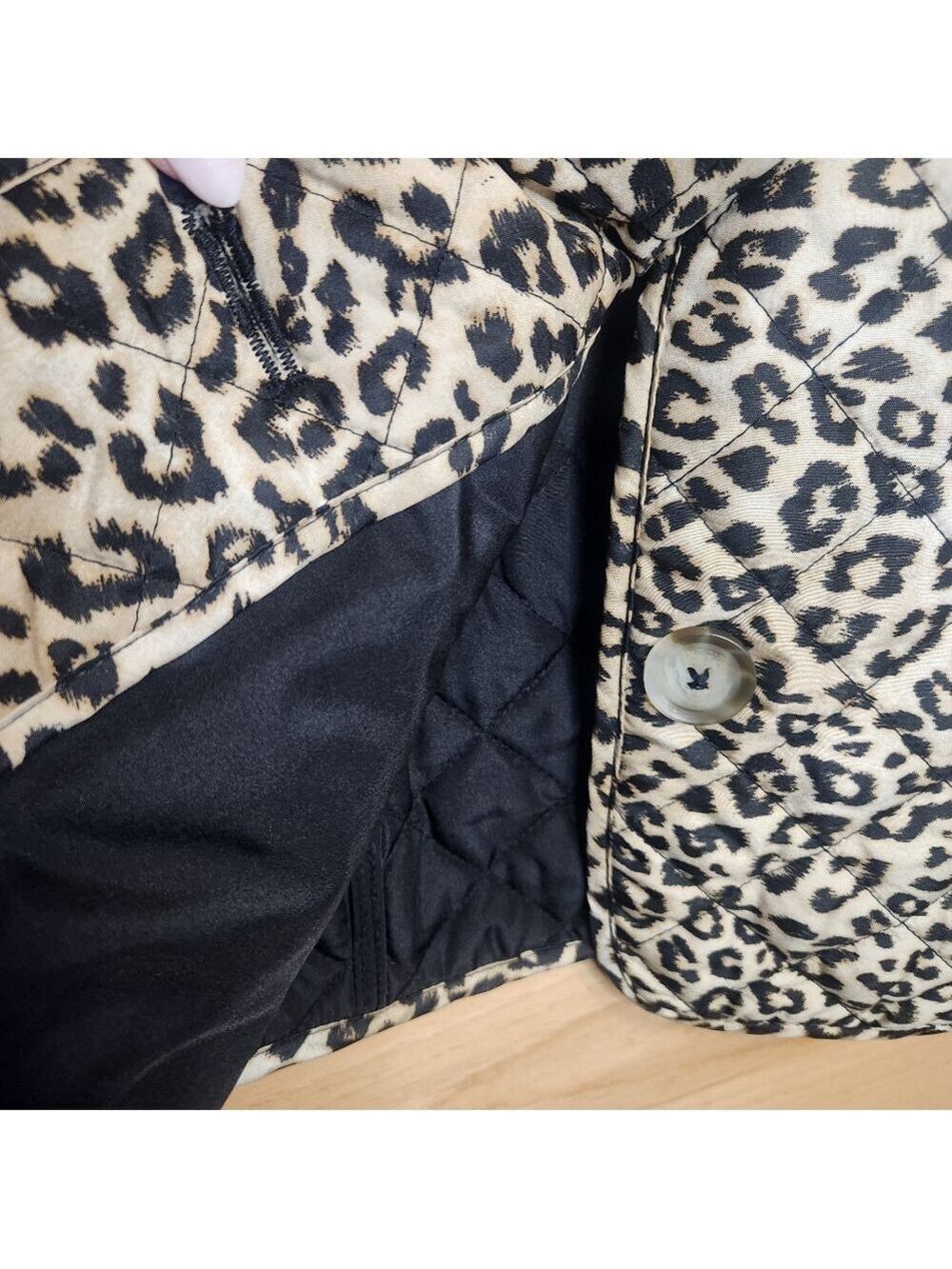CHICO'S ANIMAL PRINT QUILTED LONG SLEEVE LIGHTWEIGHT JACKET COAT LIKE NEW XL - Picture 5 of 10